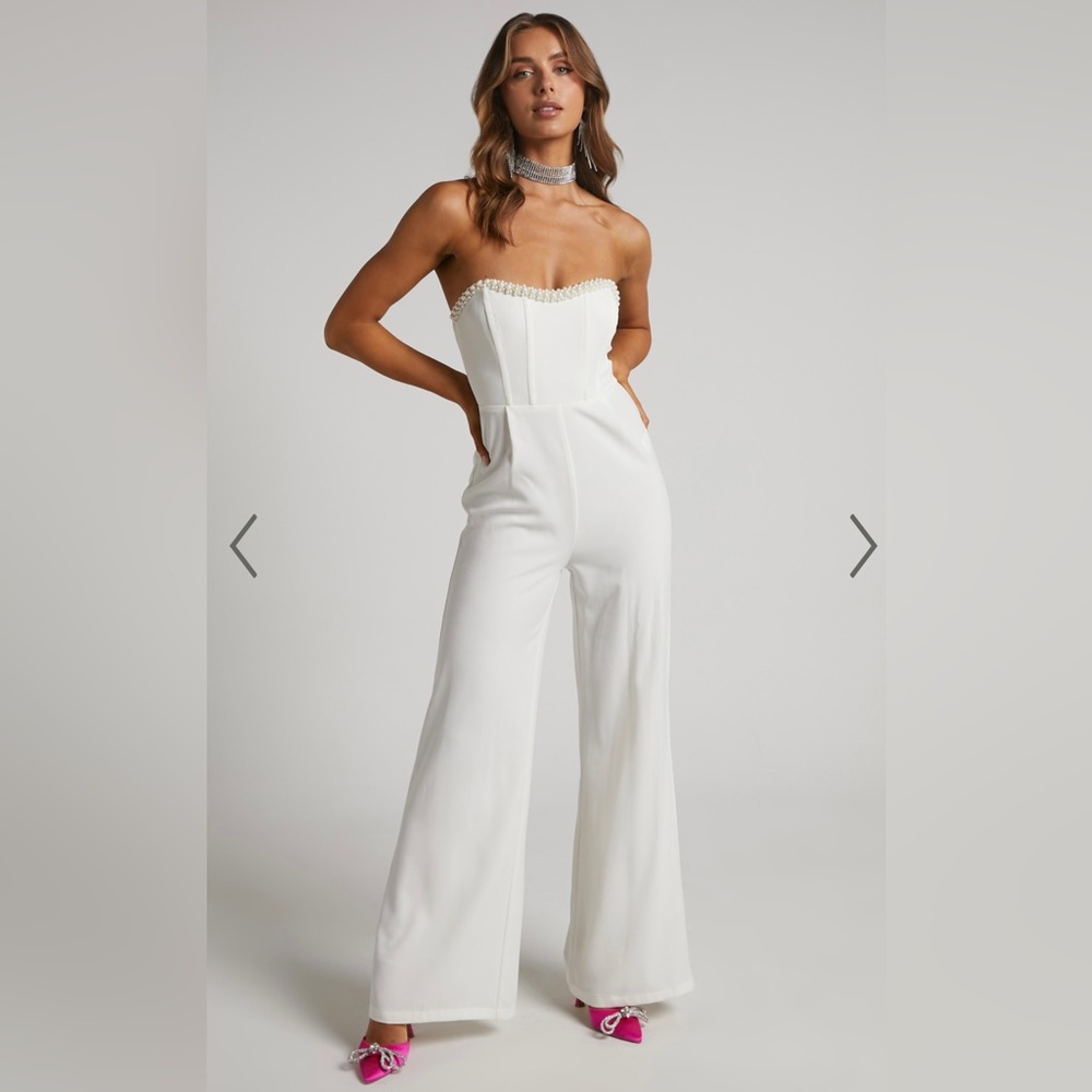 JEMMAE JUMPSUIT - PEARL TRIM STRAPLESS WIDE LEG JUMPSUIT Size 4